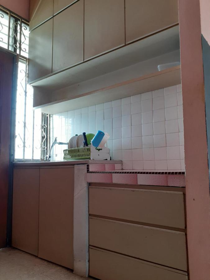 Homestay Idaman Tun Hussein - Harga Untuk 1 Rumah ,1 Bilik ,1 Bilik Air 4 Single Bed - Not Sharing Perai Εξωτερικό φωτογραφία