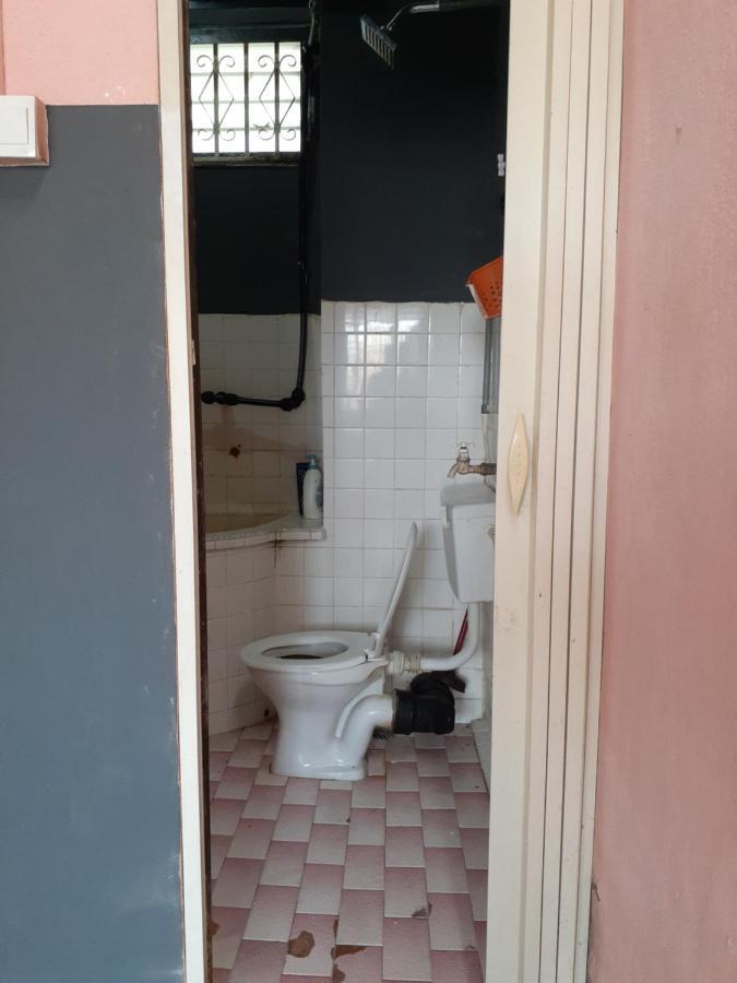 Homestay Idaman Tun Hussein - Harga Untuk 1 Rumah ,1 Bilik ,1 Bilik Air 4 Single Bed - Not Sharing Perai Εξωτερικό φωτογραφία